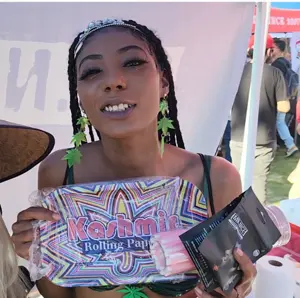 Birthday girl Snapz hauls in a Ransom at the WeedTV Booth